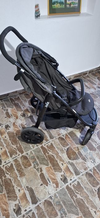 Cărucior Joie Litetrax E Coal gri antracit