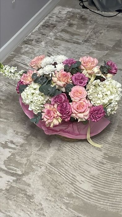 Букеты корзины цветов