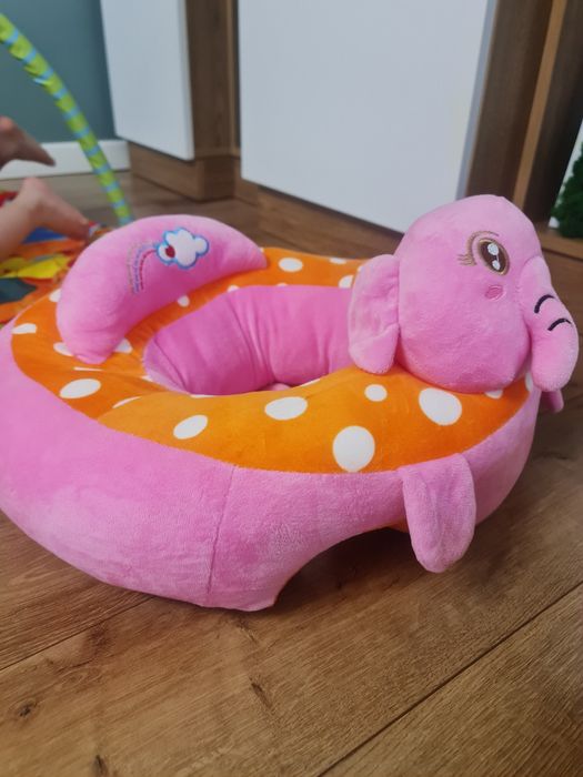 Vând Scaun bebe/perna susținere bebeluși 6 luni