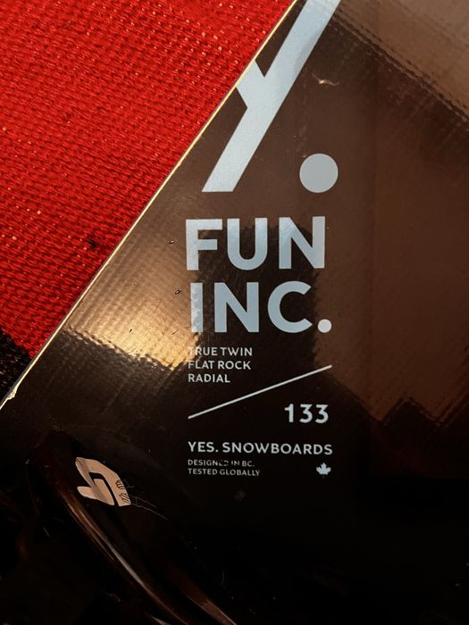 Snowboard YES 133cm copii