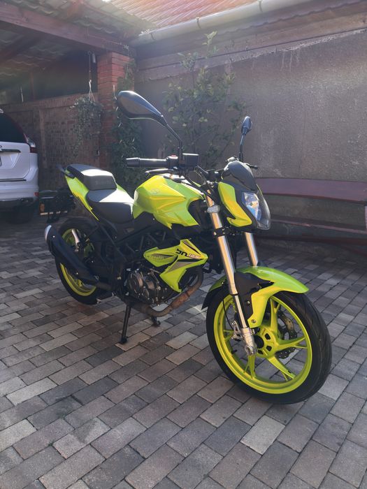 Benelli BN 125 Verde