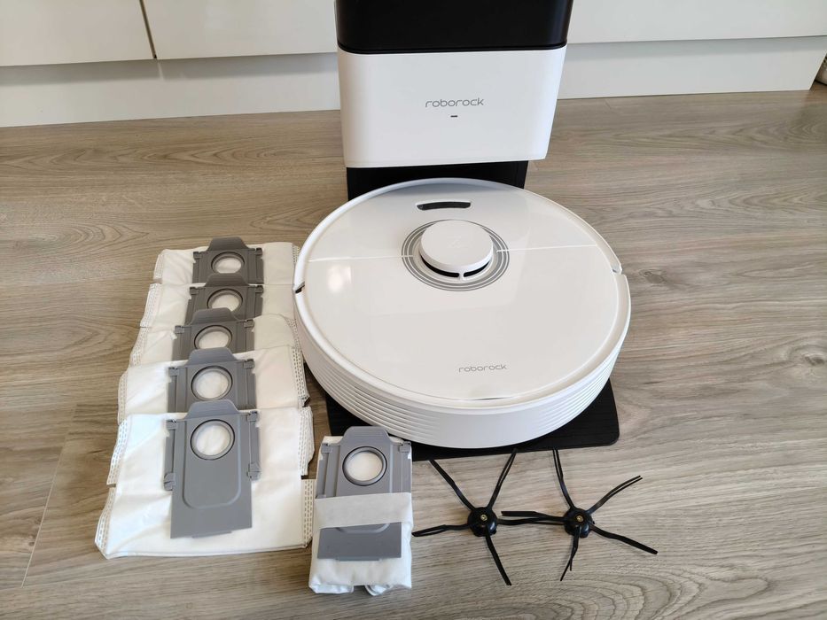 Robot de aspirare, Roborock Q7 MAX+, cu mop si apa, mapare 3D, alb