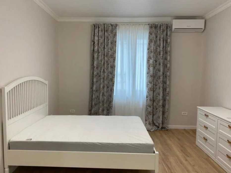 Дава се под наем Четиристаен апартамент в Пловдив, Център - 98 кв.м за 204 € - Снимка #3