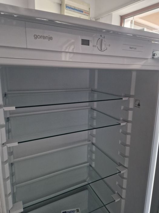 Хладилник за вграждане Gorenje A++ No frost