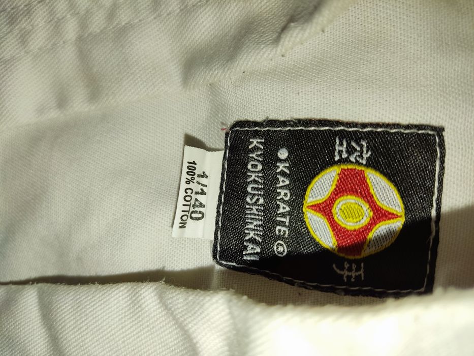 Продам Кимоно для каратэ киокушенкай