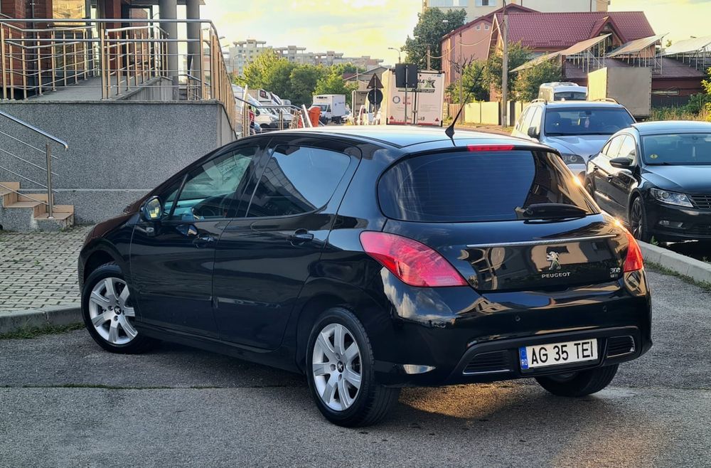 PEUGEOT 308 2013 — imagine 3