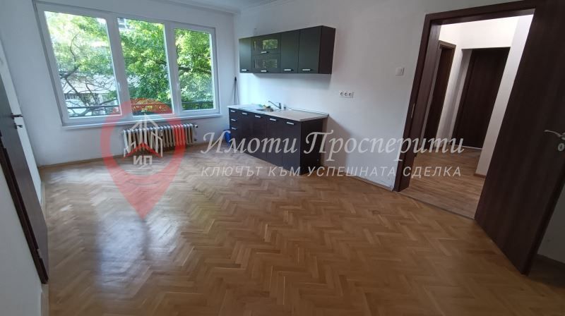 Продава се Четиристаен апартамент в София, Медицинска академия - 112 кв.м за 2965 €/кв.м - Снимка #4