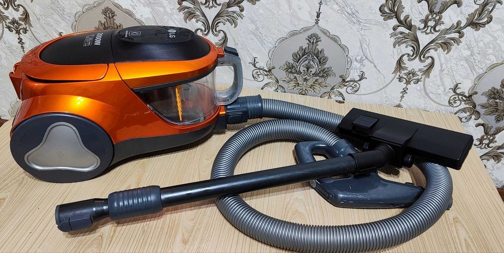 пилесос LG Kompressor
