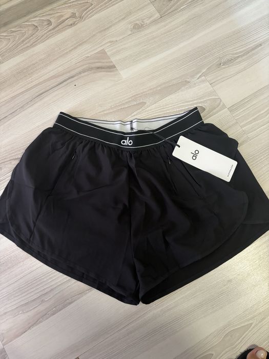 Pantaloni scurti Alo Yoga