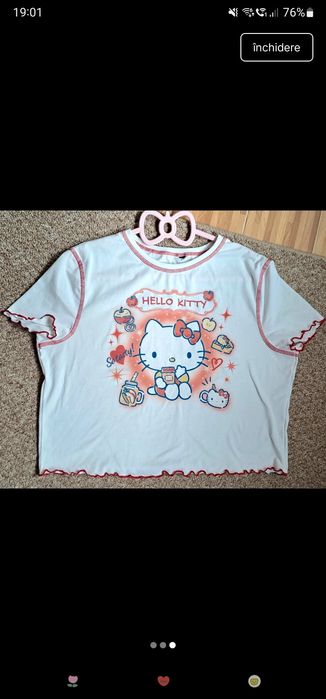 Lot 2 tricouri hello kitty bershka top hello kitty sanrio