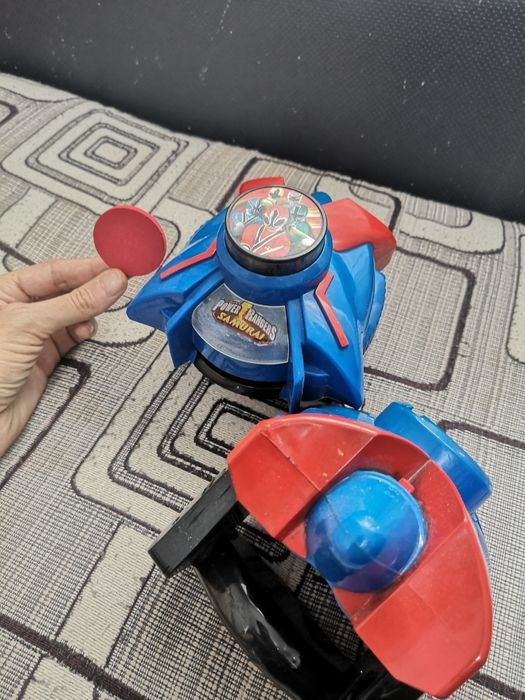 Стрелялки  батарейки в комплекте