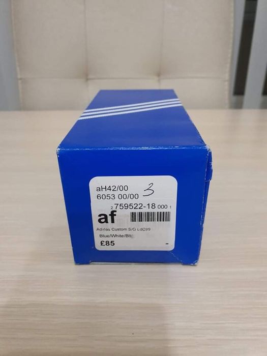 Оригинални юношески слънчеви очила Adidas