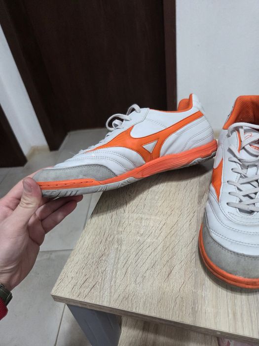 Мизуно Морелиа  класик 42,5 номер