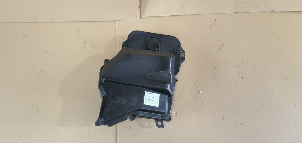Carcasa capac calculator motor ecu audi a4 b7 audi a4 b6