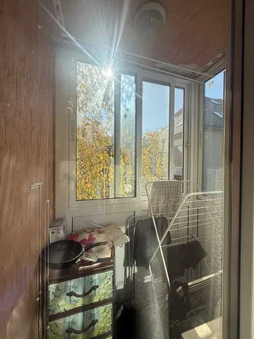 Дава се под наем Тристаен апартамент в София, Зона Б-18 - 80 кв.м за 715 € - Снимка #2