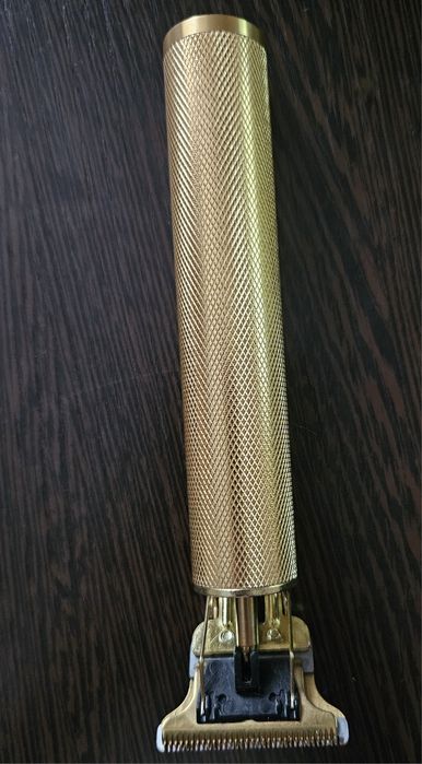 Триммер для бритья.