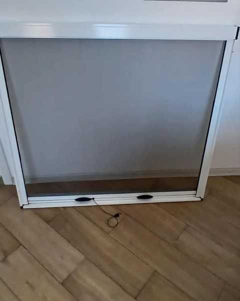 Комарник, алуминиев, бял, 112/101см.