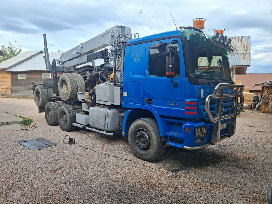 Camion Forestier Mercedes Actros 3354