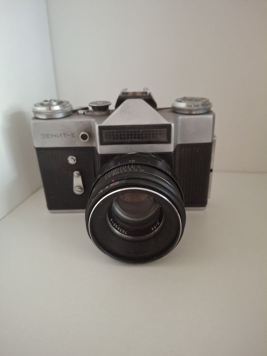 Фотоаппарат пленочный Зенит-Е