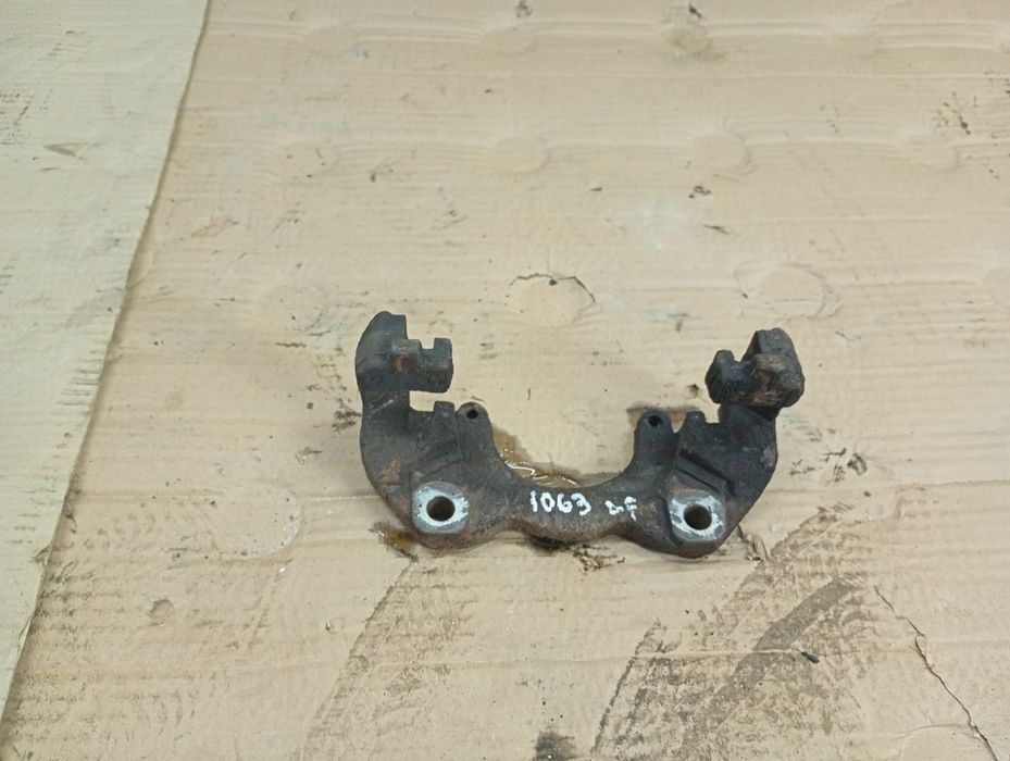 Suport etrier dreapta fata Opel Astra H (2004 - 2007) 1.7 cdti Z17DTL 1.7 cdti Z17DTL Z17DTL
