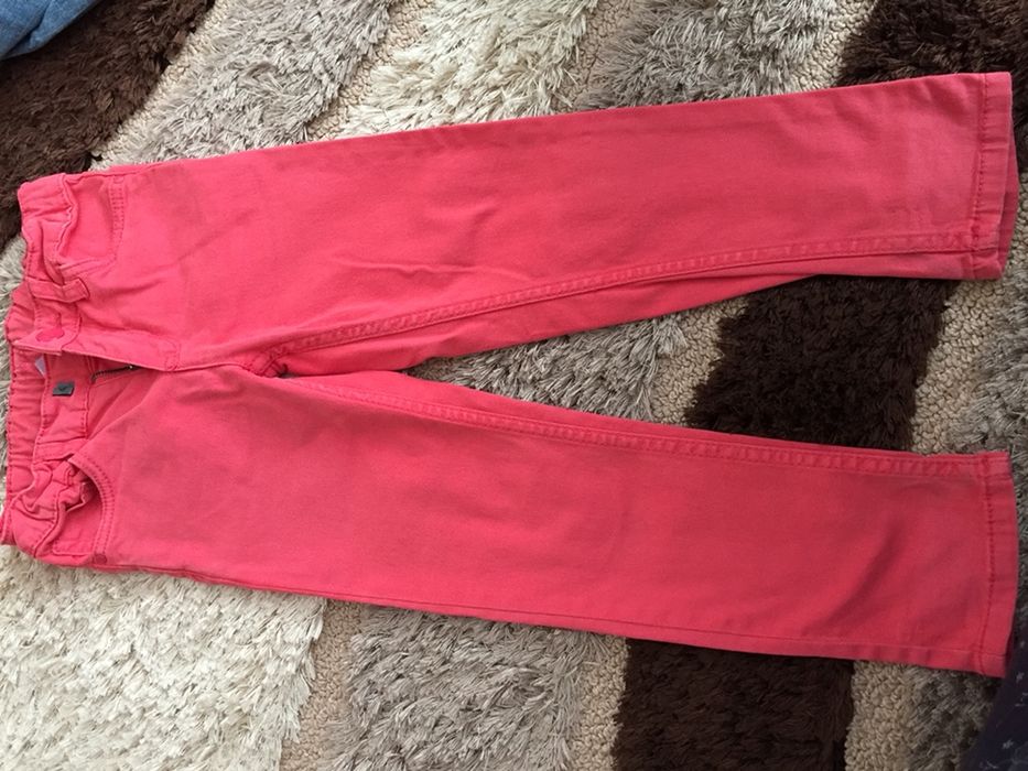 Детски панталони: United colors of Benetton