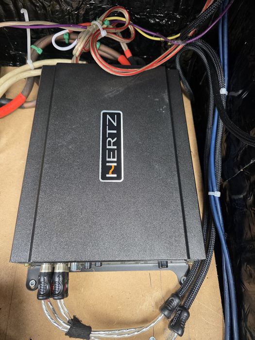 Vand Amplificator Hertz HCP 4