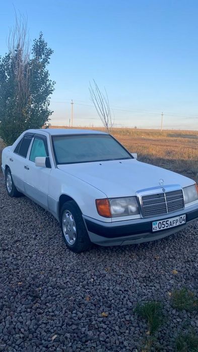 Продам мерседес 124 2.3 бензин