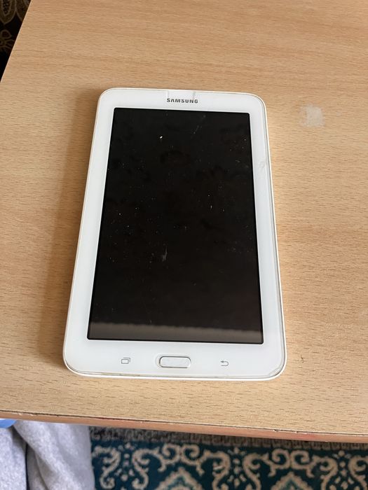 Планшет samsung tab 3 lite