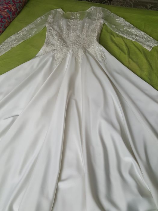 Продам свадебное платье