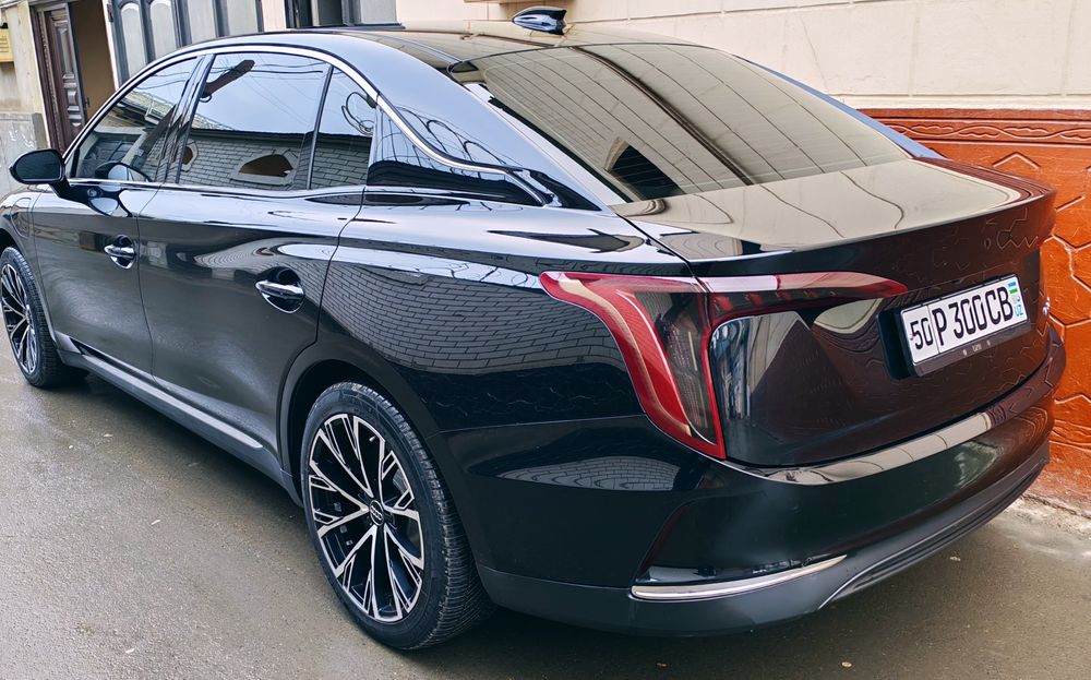 Hongqi e- qm5, 500 talik