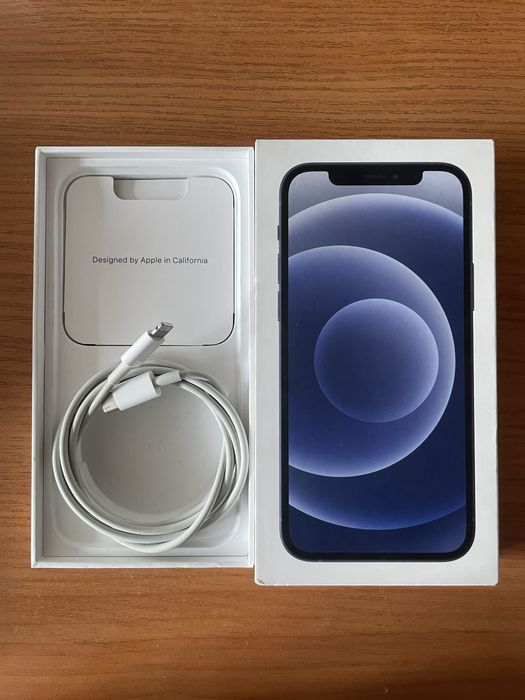 Айфон 12, 64 гигабайт