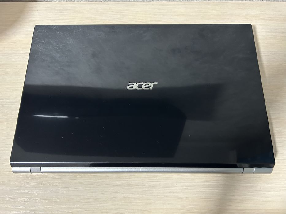 Ноутбук  Acer Aspire V3-571G