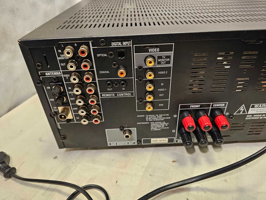 Harman Kadron AVR 35 RDS reciver statie putere