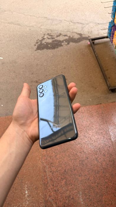 Samsung A 13  tinniq