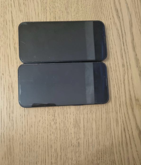 VÂND 2 iPhone 13!!