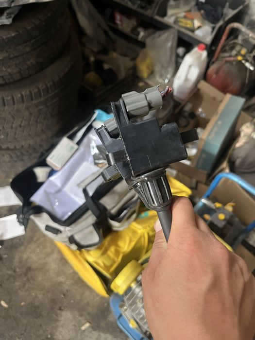 Катушка Cefiro Nissan a32