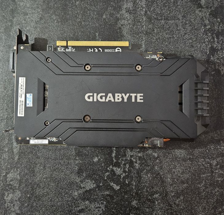 Видеокарта Gigabyte GTX 1060 3Gb идеал!