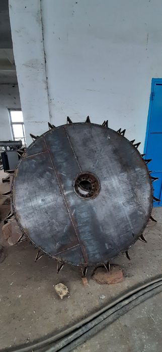 Traktorlarga temir Balon