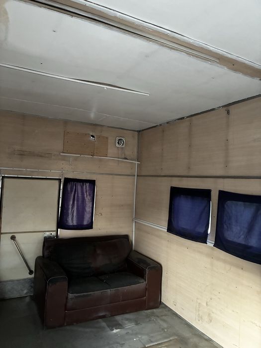 Продам термобудку ( жилая будка )