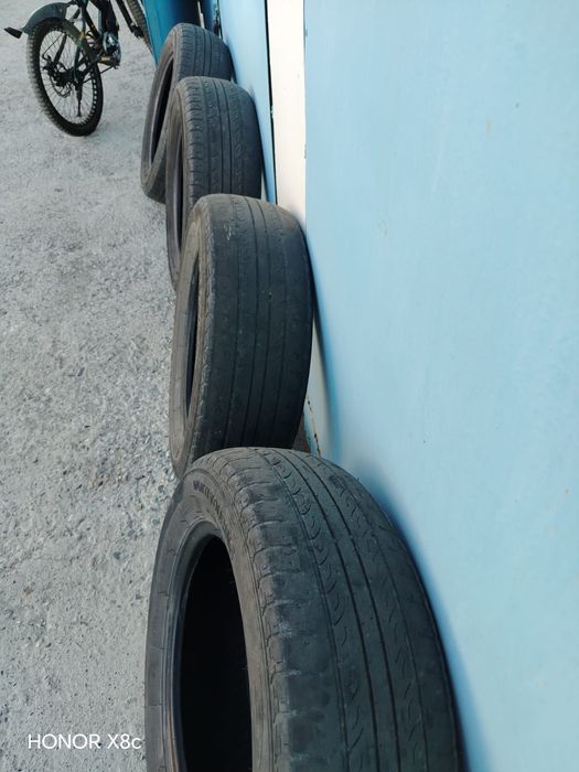 Продам Покрышки летние