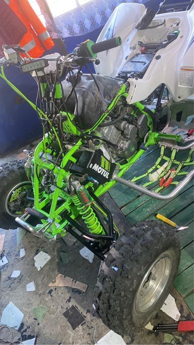 Suzuki LTZ 400