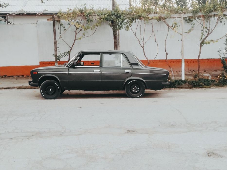 Vaz 2106 sotiladi