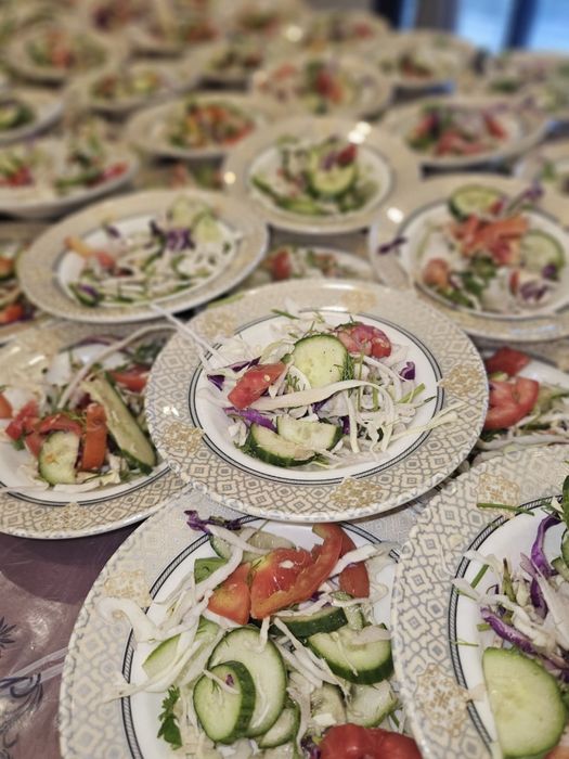 ОТА ОНАНГИЗ борлигида уларга Умра совға қилинг!