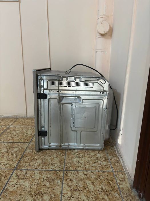 Духовка Ariston