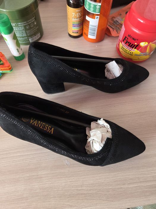 Продам туфли замшевые