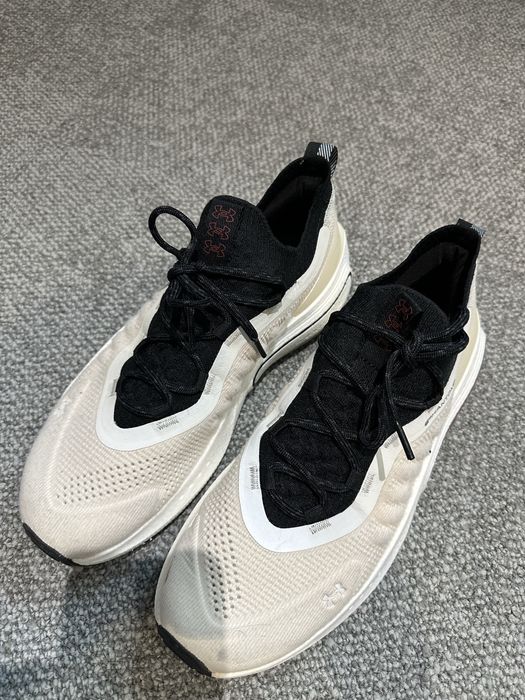 кроссовки Under Armour Charged Phantom
