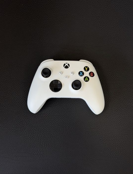 Перфектен Xbox series S /512GB/