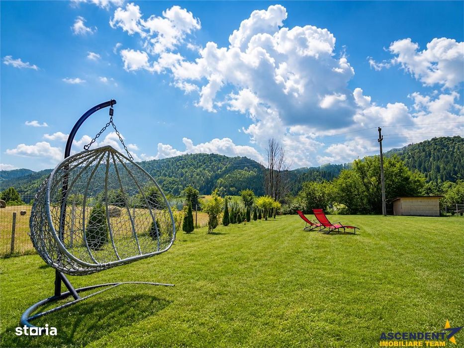 Refugiu pretios:jacuzzi, lemn masiv,2.000 mp teren,4 dormitoare, cupto