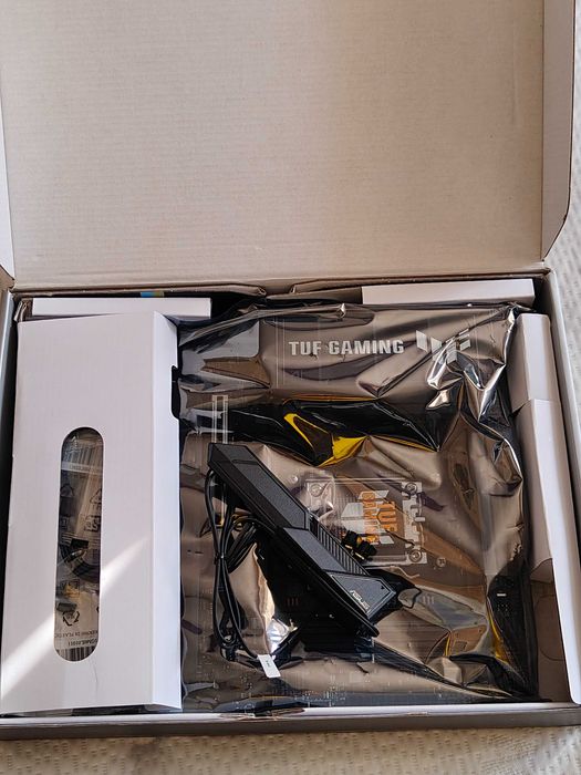 Placa de baza ASUS TUF GAMING X870E-PLUS WIFI7, Socket AM5