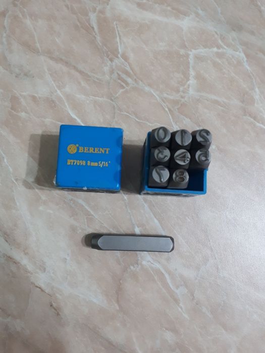 Продам биты универсальные.